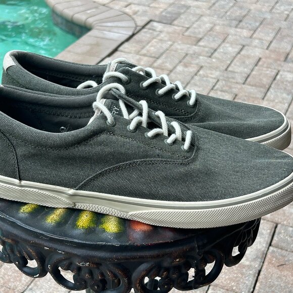 Sperry Halyard CVO Sneaker – Men’s Size 16 – New - Picture 4 of 9